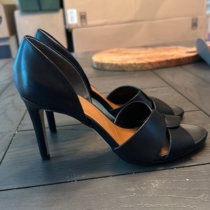 Franco Sarto Pumps
